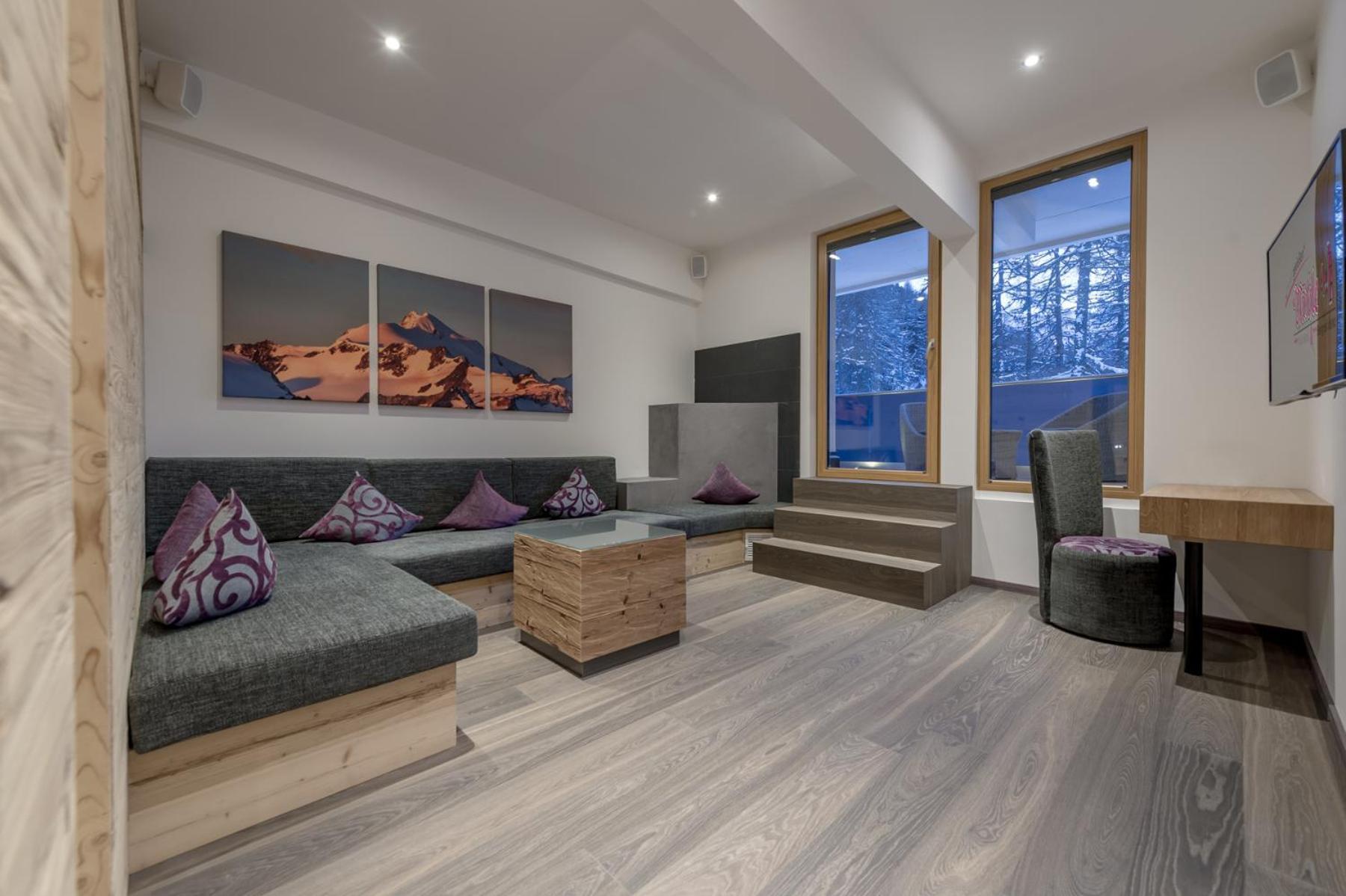 4 Sterne Superior Muehle Resort 1900 - Adults Only Obergurgl Room photo